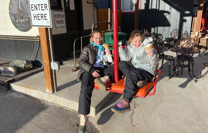 Kids Eating at Red River Brewery